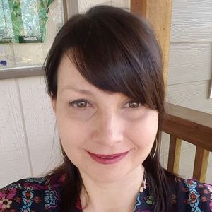 Meet your Posher, Amie